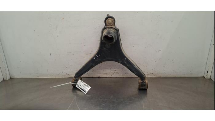 Bras de suspension avant gauche Iveco New Daily