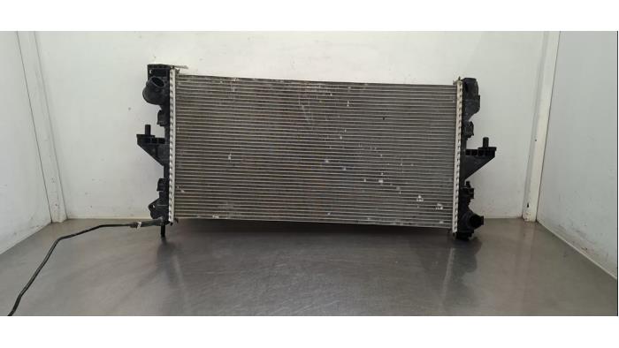 Gebruikte Radiateur Citroen Jumper (U9) 2.2 Blue HDi 140 Prijs € 102,85 Inclusief btw aangeboden door Autohandel Didier