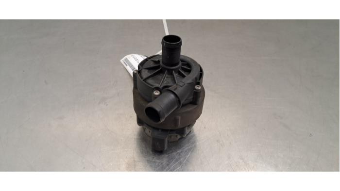 Pompe à eau supplémentaire Renault Trafic