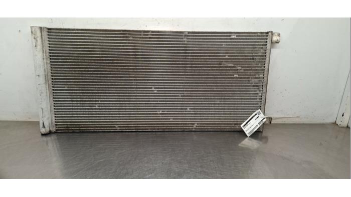 Condensateur clim Renault Trafic