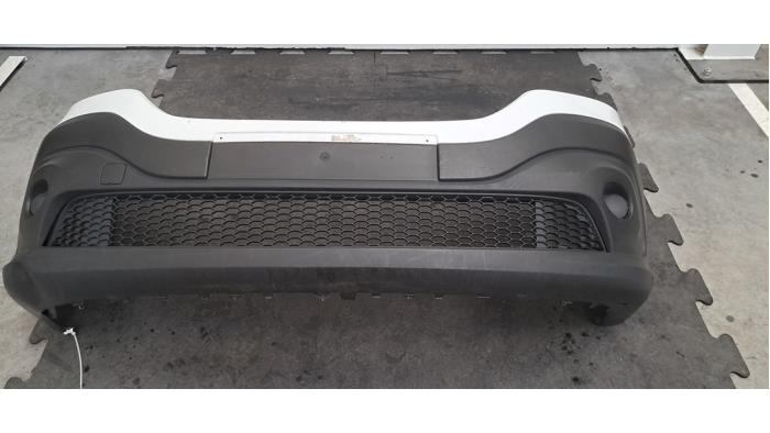 Pare-chocs avant Renault Trafic