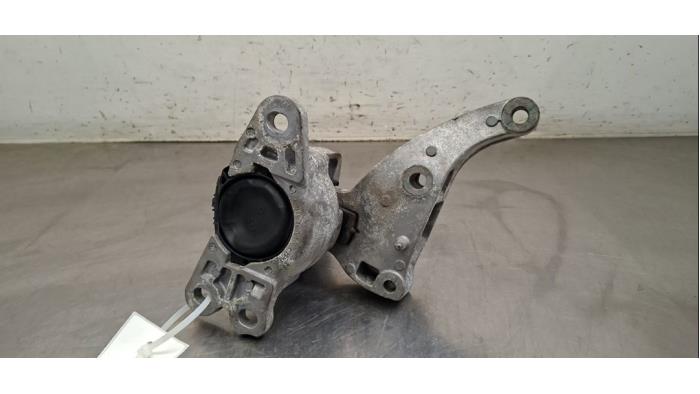 Support moteur Renault Trafic