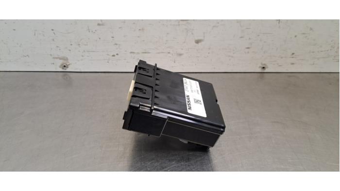 Module pompe clim Nissan Leaf