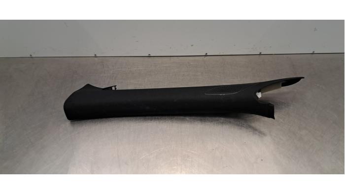 Protection montant A gauche Mercedes A-Klasse