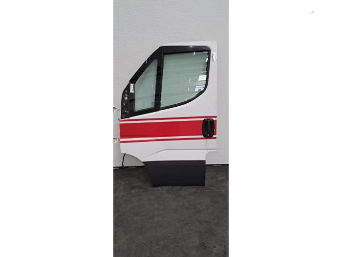Portière 4portes avant gauche Iveco New Daily