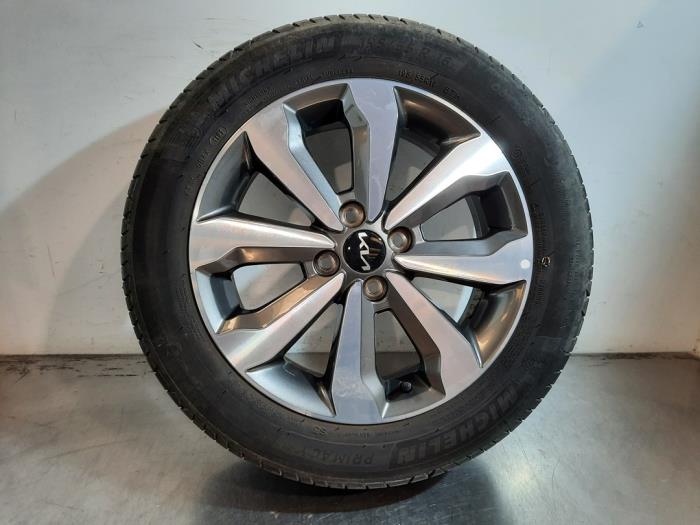 Jante + pneumatique Kia Stonic