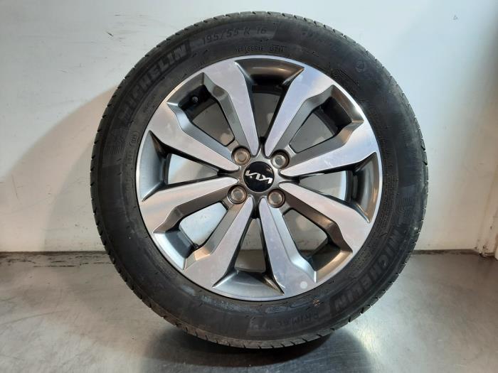 Jante + pneumatique Kia Stonic