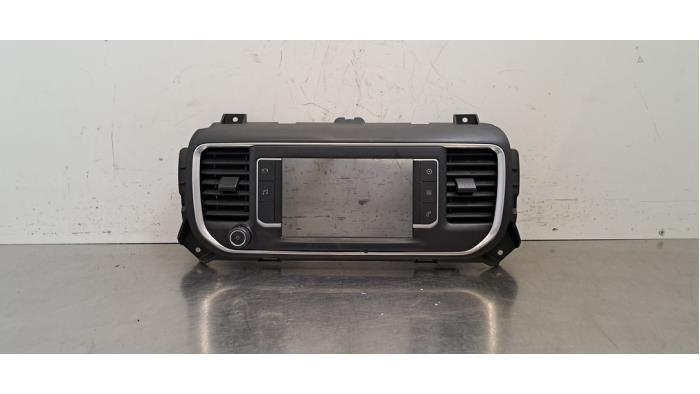 Panneau de commandes navigation Opel Vivaro