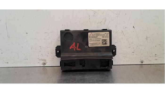 Ordinateur porte coulissante Mercedes EQV
