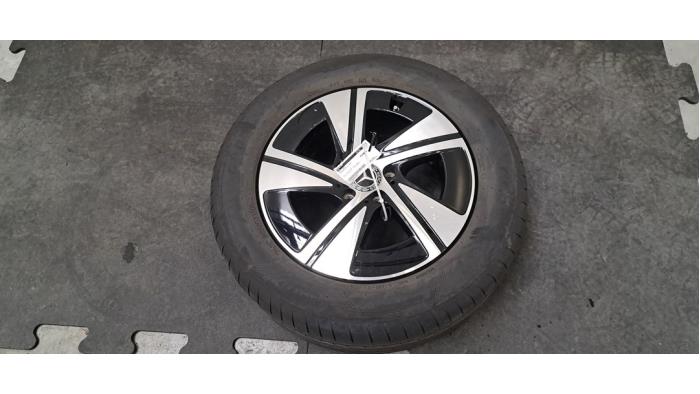 Jante + pneumatique Mercedes EQV