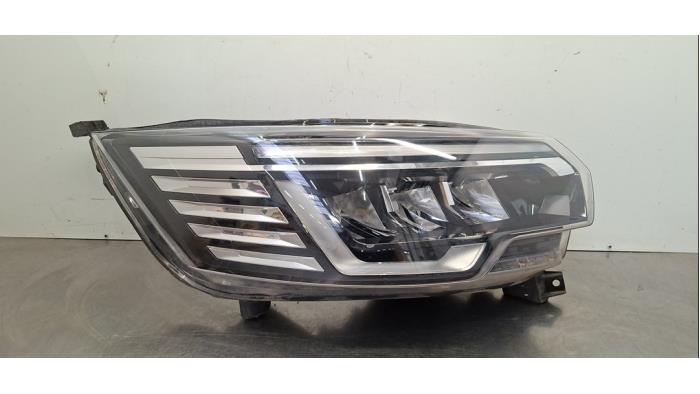 Phare droit Renault Trafic