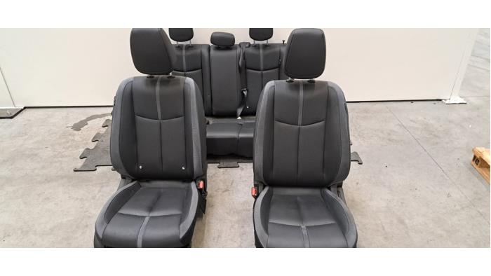 Kit revêtement (complet) Nissan Leaf