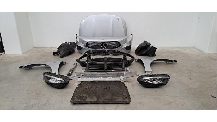 Partie avant complète Mercedes A-Klasse