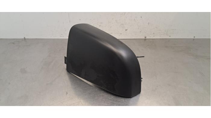 Coin pare-chocs arrière droit Renault Trafic