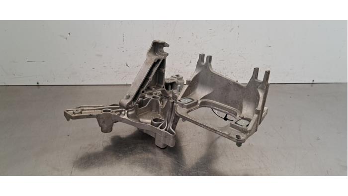 Support moteur Renault Trafic