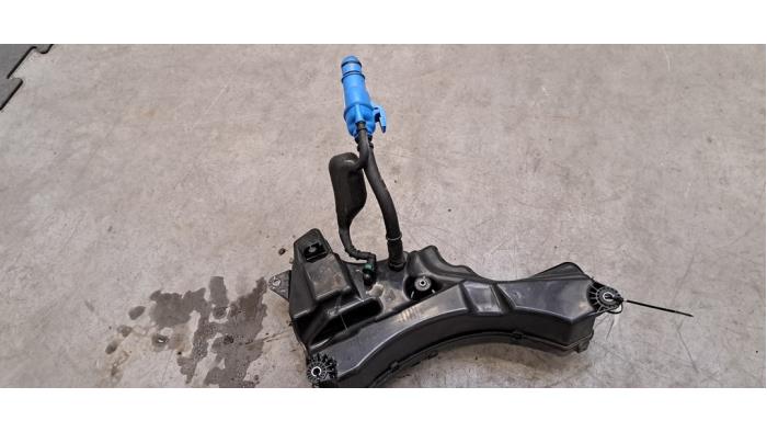 Réservoir Adblue Ford Transit Courier