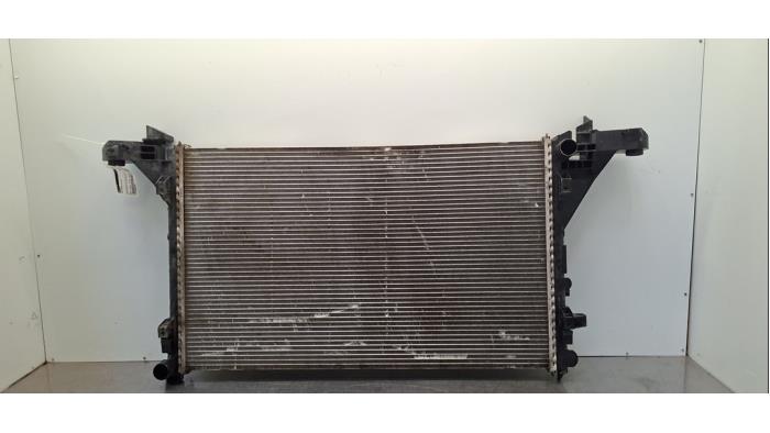 Radiateur Opel Movano