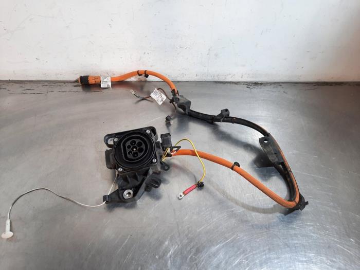Port de chargement voiture électrique BMW 3-Série