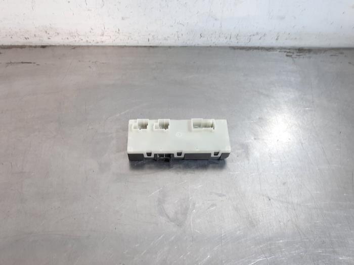 Module passage hayon BMW 3-Série