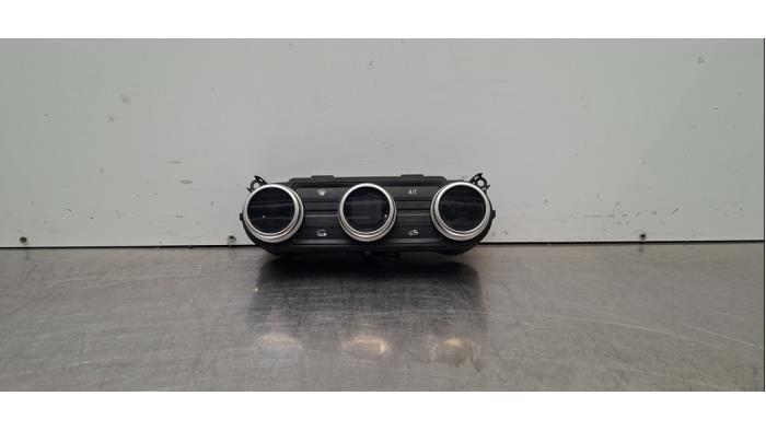 Panneau de commande clim Nissan Interstar