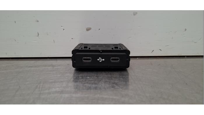 Connexion USB Nissan Interstar