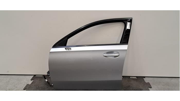 Portière 4portes avant gauche Mercedes A-Klasse