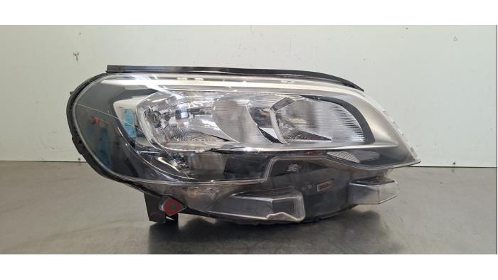 Phare droit Peugeot Expert
