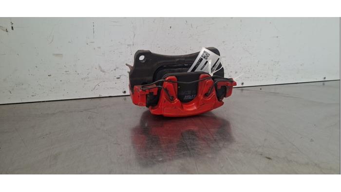 Etrier de frein (pince) avant droit Audi A4