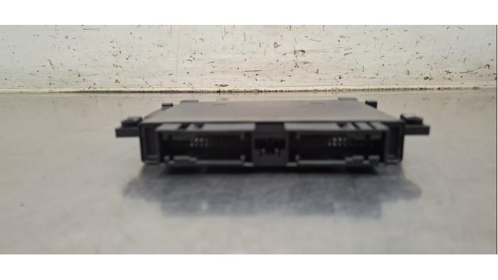 Ordinateur réservoir automatique Mercedes CLA
