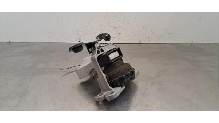 Support moteur Renault Trafic