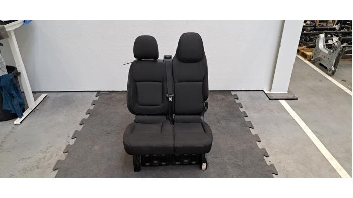 Banquette avant droit Renault Trafic