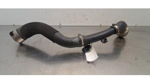 Intercooler Slang van een Renault Megane IV Estate (RFBK) 1.3 TCE 160 16V 2023