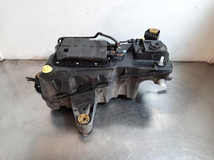 Réservoir Adblue Opel Combo