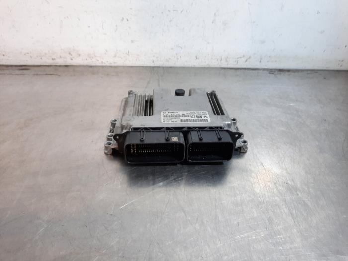 Ordinateur gestion moteur Opel Combo