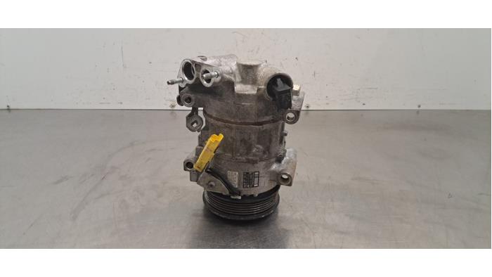 Pompe clim Opel Mokka