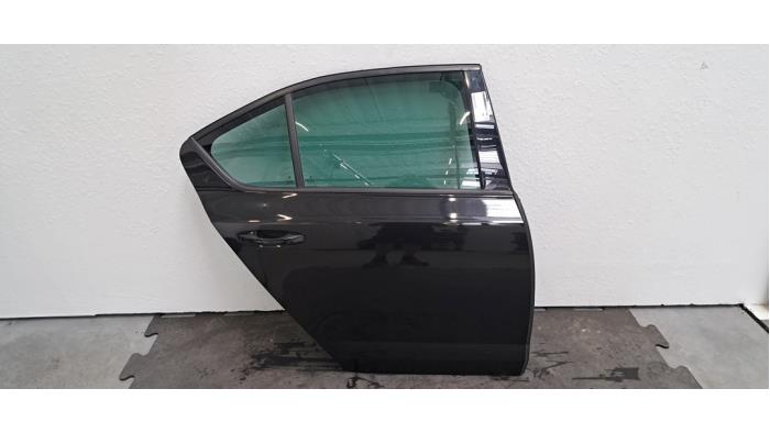 Portière 4portes arrière droite Skoda Octavia