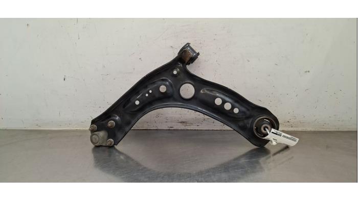 Bras de suspension avant droit Skoda Octavia