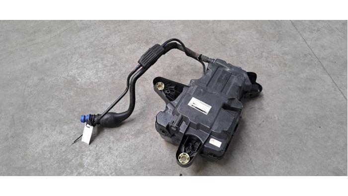Réservoir Adblue Opel Combo