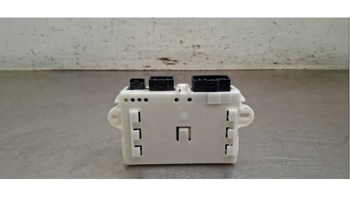 Module crochet de traction Ford Transit Courier