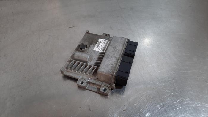 Ordinateur gestion moteur Peugeot Expert