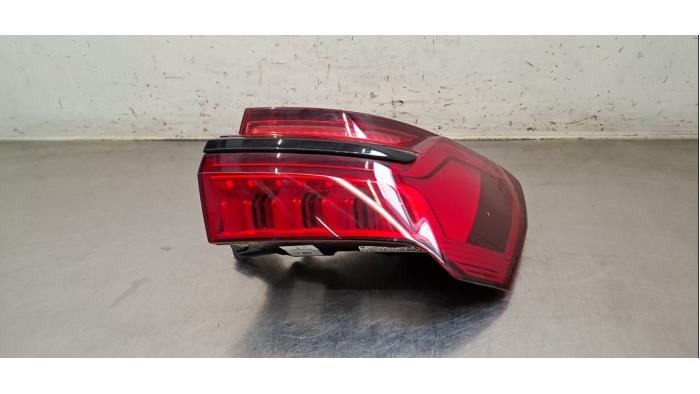 Feu arrière droit Audi A6