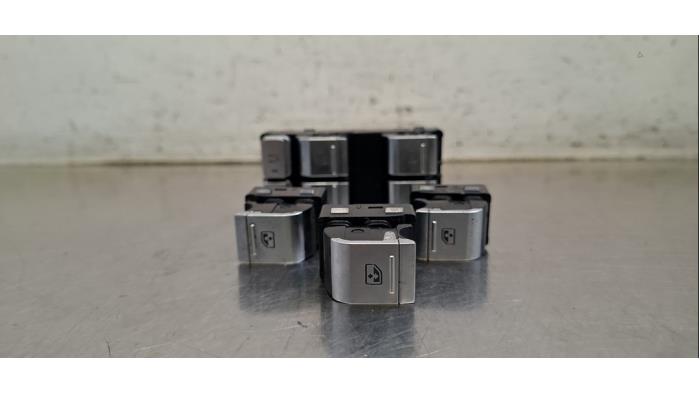 Commutateur combi vitres Audi A6