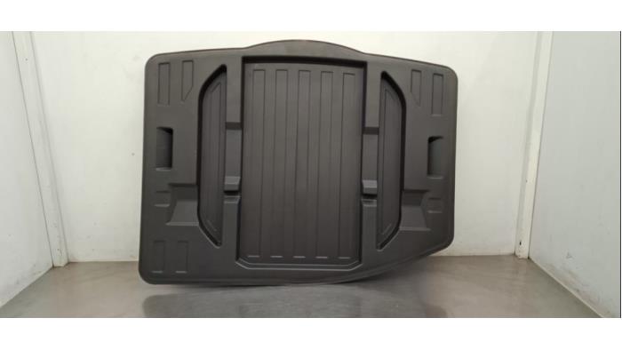 Plaque sol coffre Audi A6
