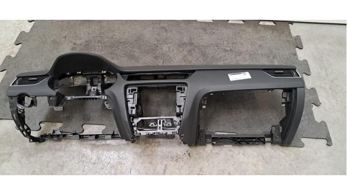 Tableau de bord Skoda Octavia