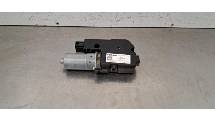 Moteur toit ouvrant Audi Q4