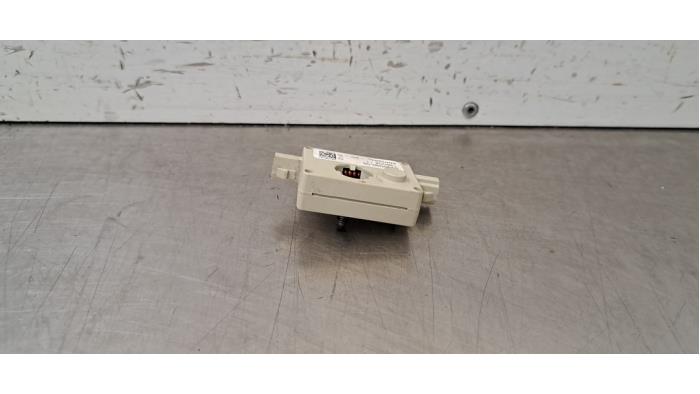 Antenne amplificateur BMW X6