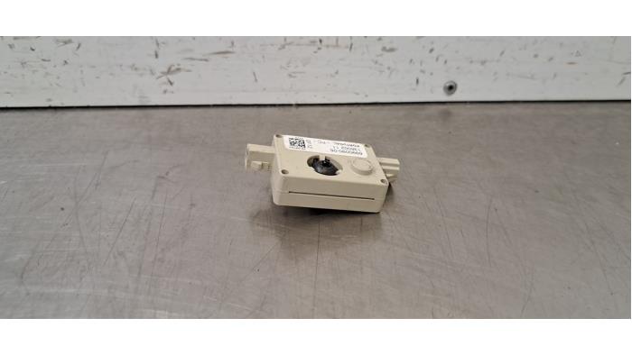 Antenne amplificateur BMW X6
