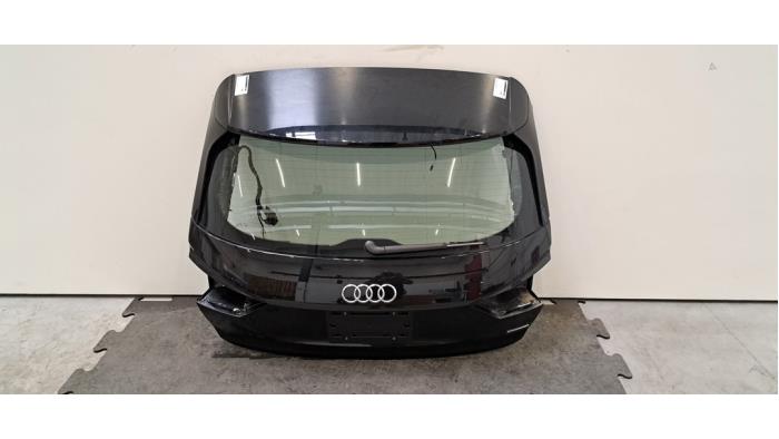 Hayon Audi Q4
