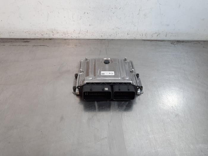 Ordinateur gestion moteur Peugeot 5008