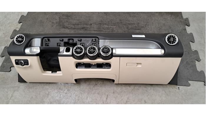 Tableau de bord Mercedes GLB-Klasse